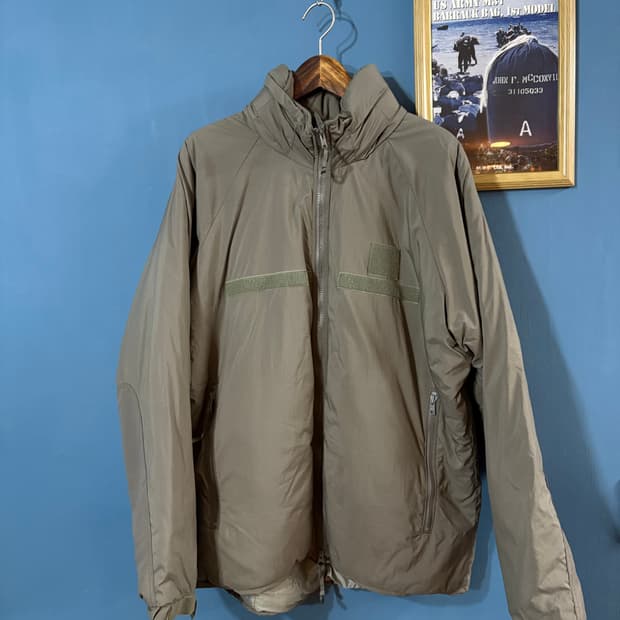 U.S Army Ecwcs Level 7 Prima-loft  Set 