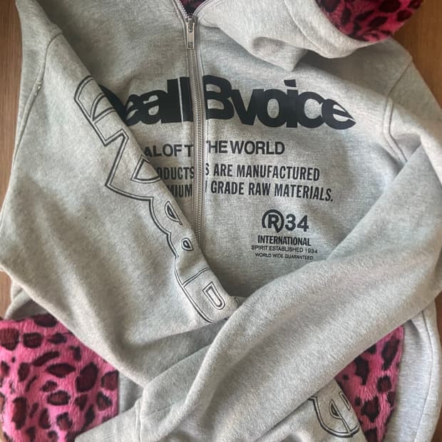 Real bvoice 갸루 후드집업