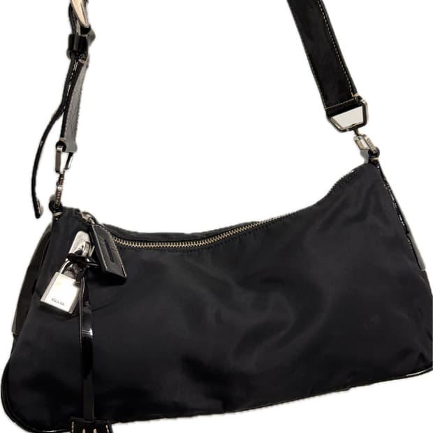 프라다 테수토 나일론 숄더백 블랙