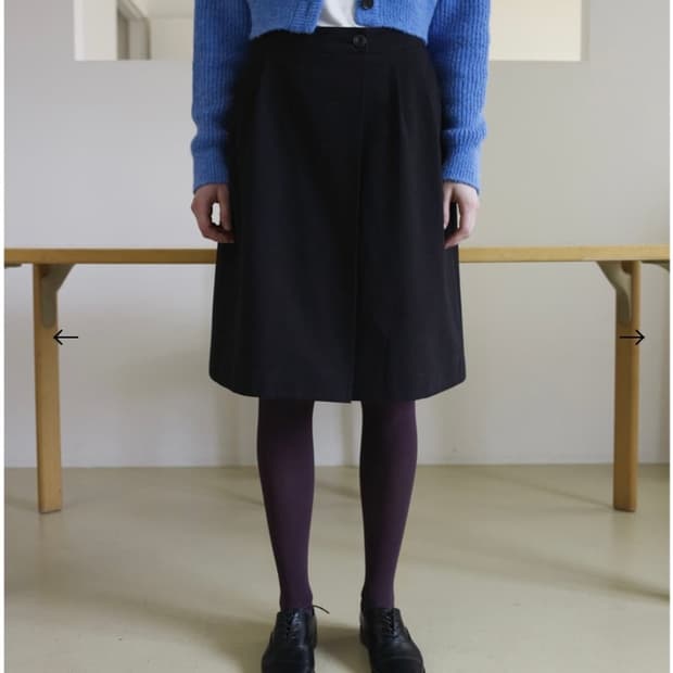 엔조블루스(ENZOBLUES) A라인 미디스커트