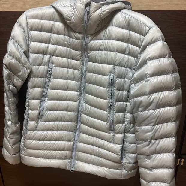 무신사 스탠다드 시티 레저 라이트 다운 재킷 L