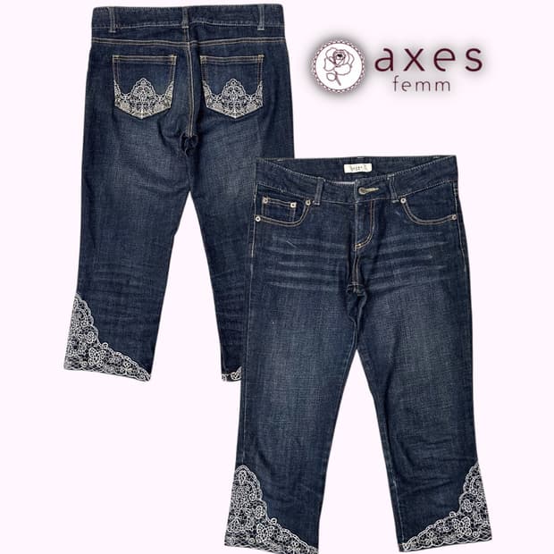 lace detail capri jean