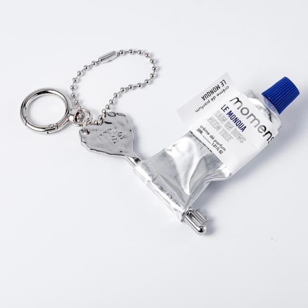 모멘센트 핸드크림 스퀴저 키링