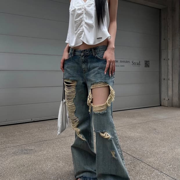 이네기 Aged Distressed Denim Pants 데님팬츠