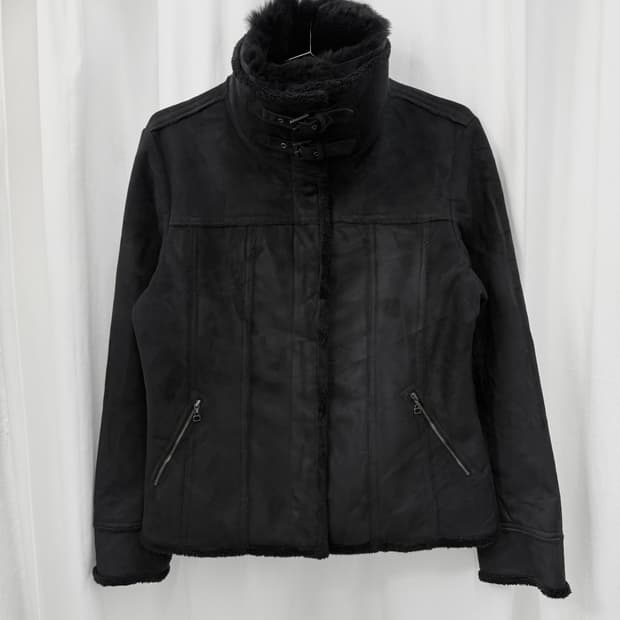 advance 스웨이드 버클 무스탕