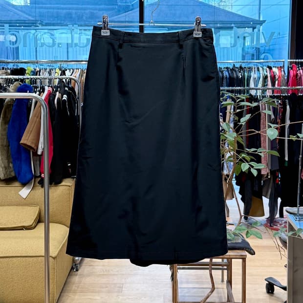 프라다 블랙 폴리에스테르 미디스커트