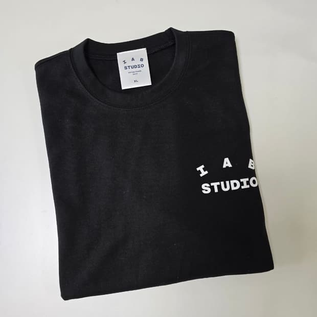 (새상품/XL)아이앱스튜디오 블랙 반팔