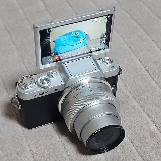 파나소닉 루믹스 DMC-GF8 미러리스 카메라