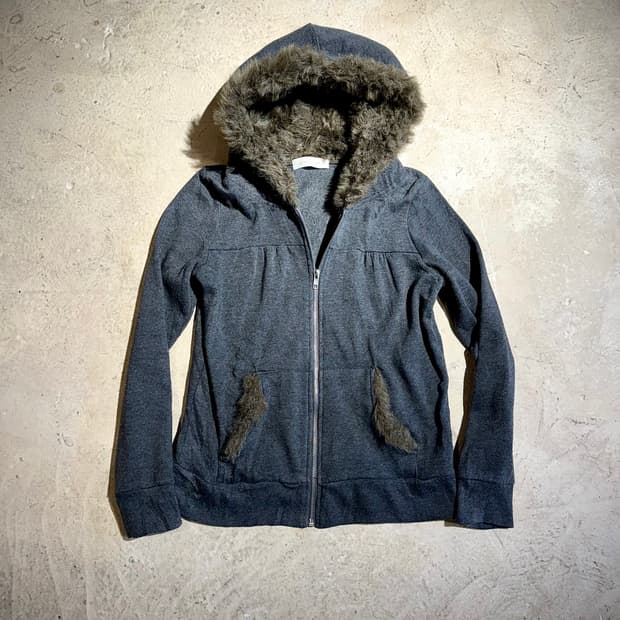 OLIVE des OLIVE – Fur Hood Zip-Up Hoodie