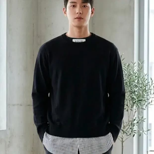 솔리드옴므 맨투맨 110 새상품