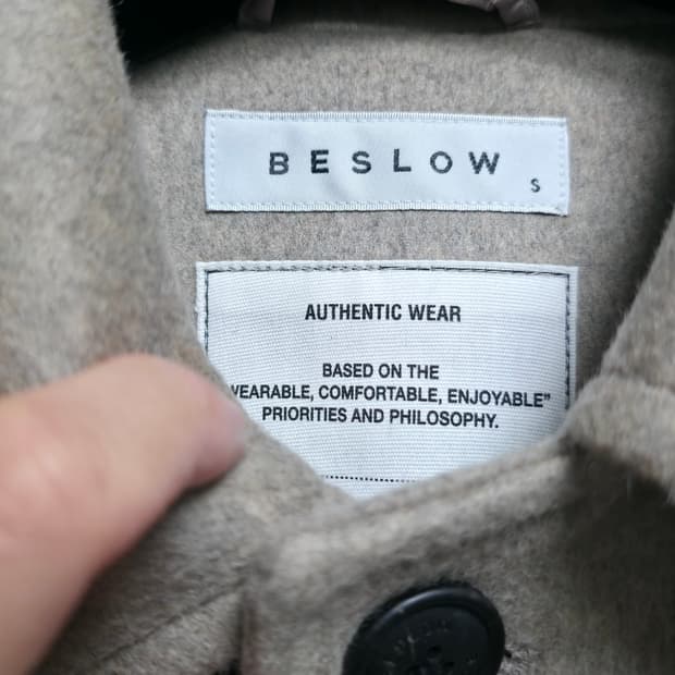 비슬로우 발마칸코트 오트밀 팝니다.