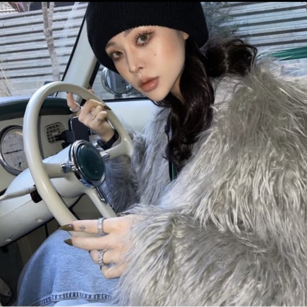 오도어 크루엘라 퍼자켓 블랙 (새상품)