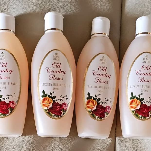 로얄알버트올드컨트리로즈버블바디워시 4개일괄판매 새상품 미개봉
