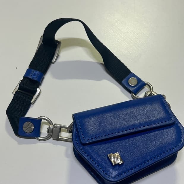 아더에러 프라토 에어팟 파우치 z블루