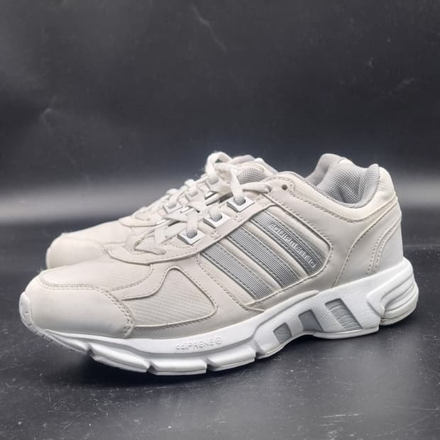 아디다스 이큅먼트10  운동화 230