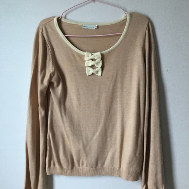 어스뮤직 리본 러블리 빈티지 니트탑