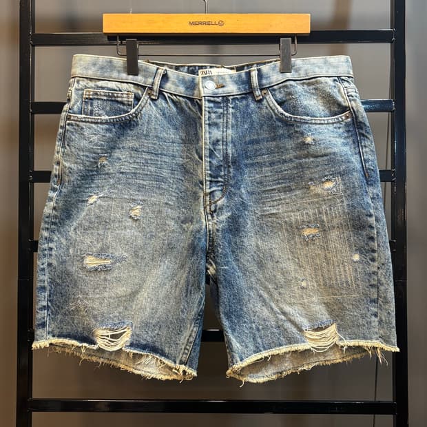 [34] ZARA 자라 릴렉스드 컷오프 데님 반바지 청반바지 연청 남성 