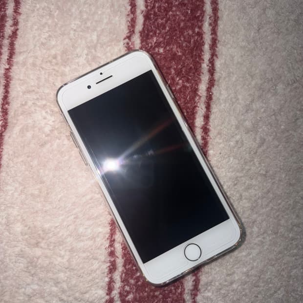 아이폰8 실버 256기가 무음!!