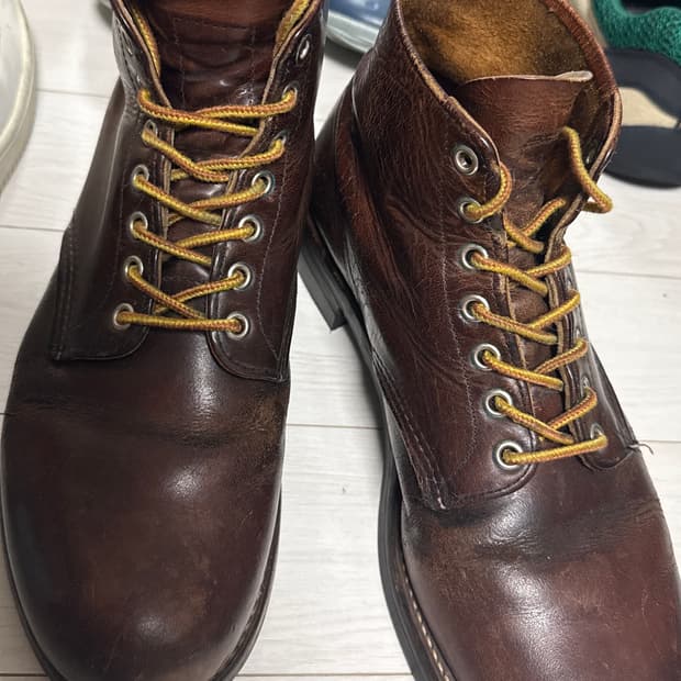 레드윙 가죽 부츠 브라운 9111 밑창 비브람 교체 보강 완료.