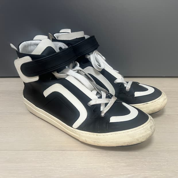 피에르하디 14ss 하이탑 검흰