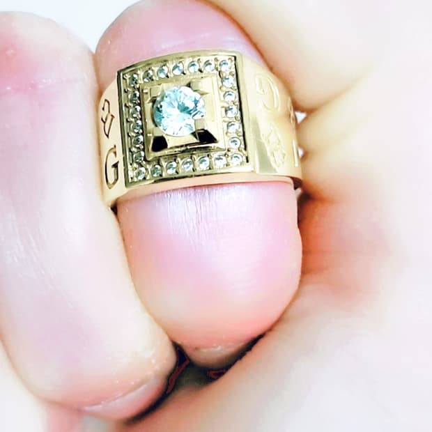 [당장.연락주세요❗] 18KGP. 도금 골드색 반지. 13호 판매합니다❗