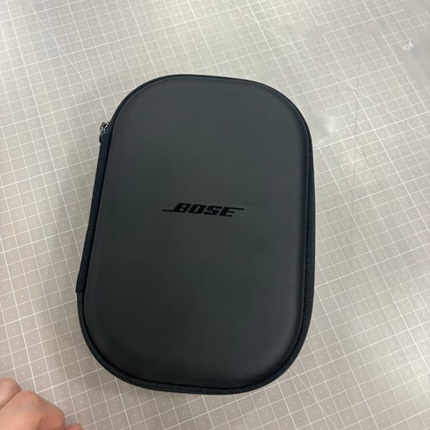 보스 QC45 화이트 스모키