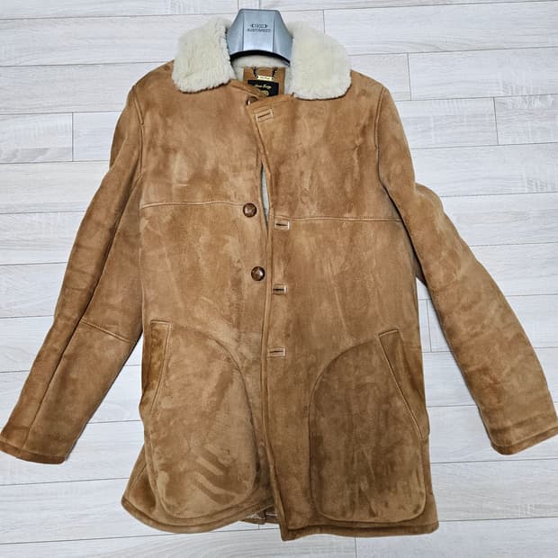 오웬베리 양털무스탕 M사이즈 (100~105)