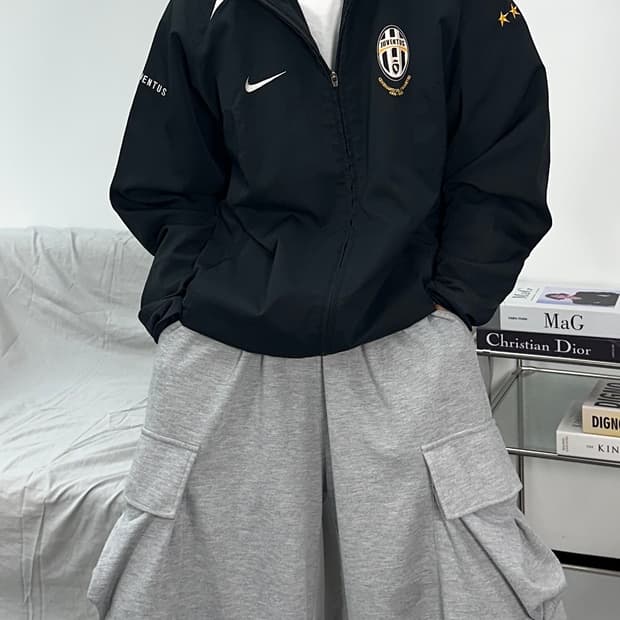 나이키 00s 유벤투스 바람막이 L