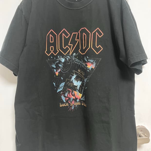 ACDC 반팔 티셔츠