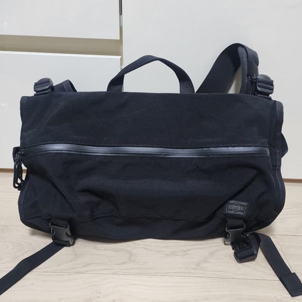 요시다포터 크랭커즈 메신저백