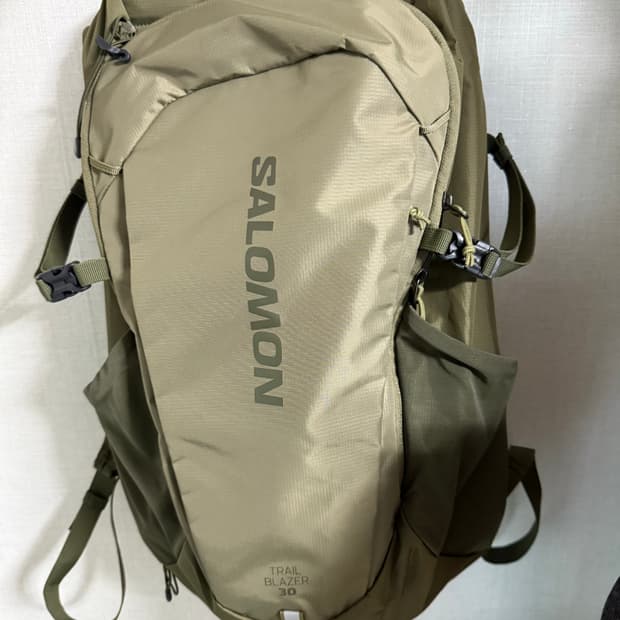 살로몬 트레일블레이저 30L 백팩 마티니 올리브