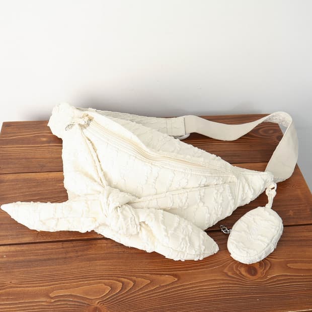 아떼 바네사브루노 르봉 레이스 리본 슬링백 