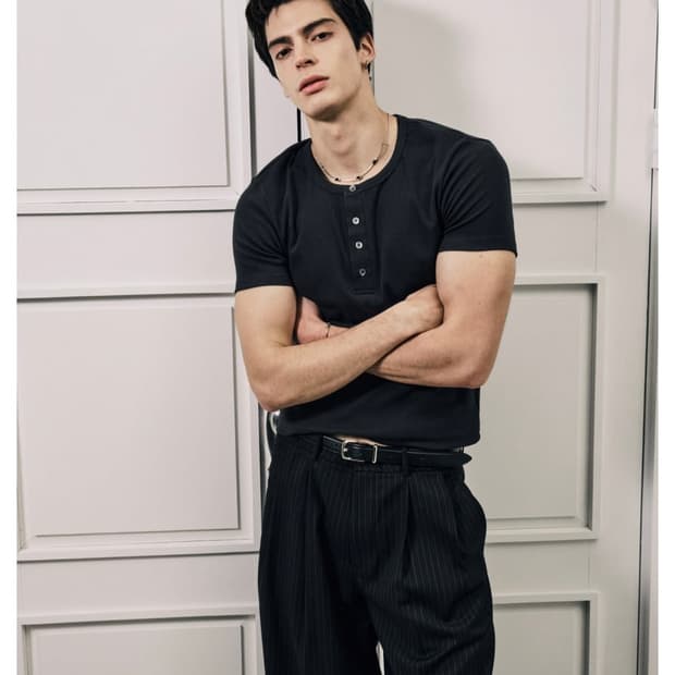 헬렛 slim cropped henley neck