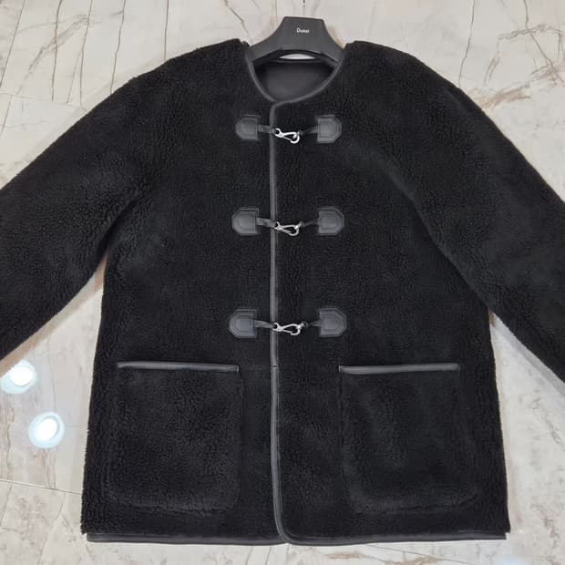 던스트 버클시어링자켓