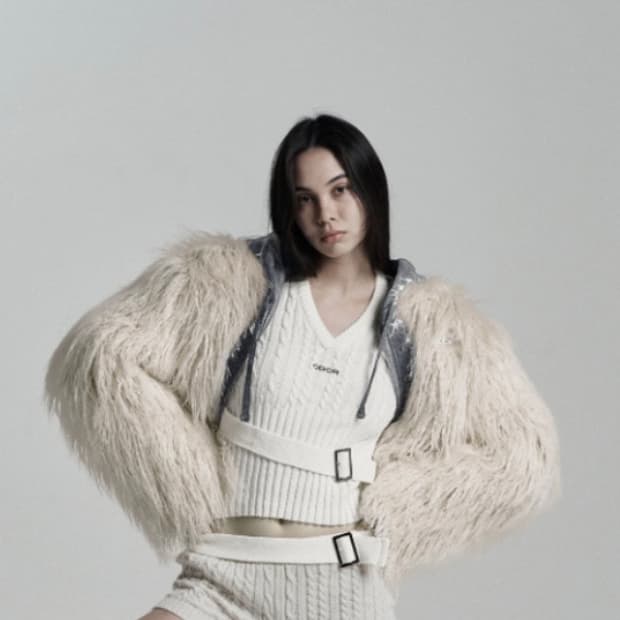 [택있는새상품] ODOR 오도어 크러스티 후드 퍼 자켓 크림 바닐라