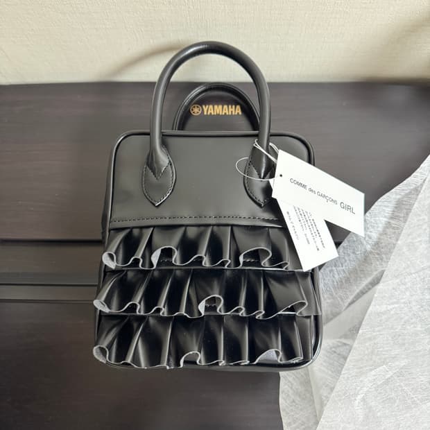 꼼데가르송 프릴백