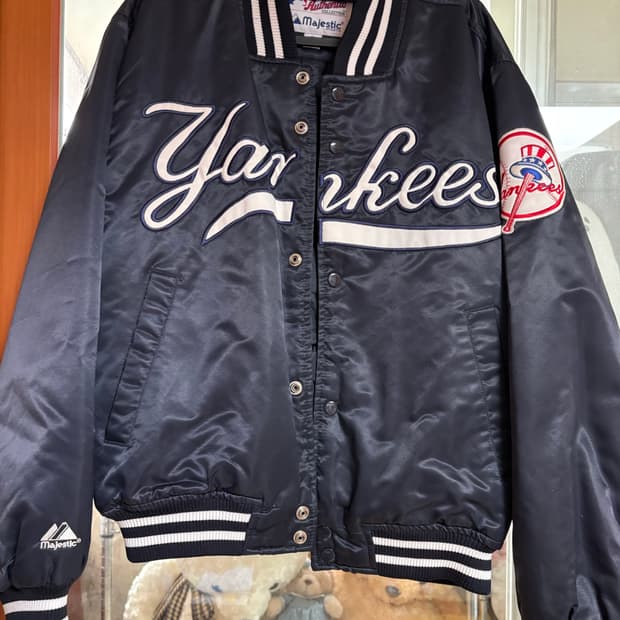 양키스 마제스틱 블루종 판매합니다