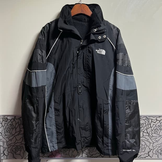 노스페이스 서밋 Hyvent DL 바람막이