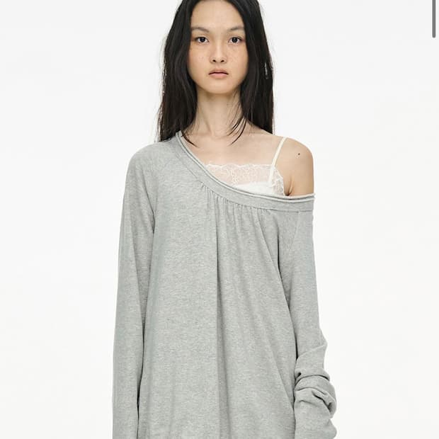 Rround hem string top