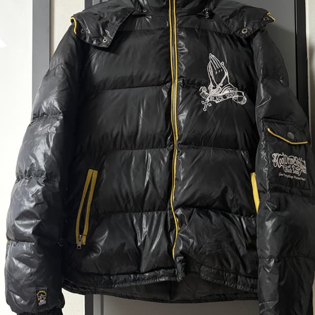 C.D.S 빈티지 자수 패딩