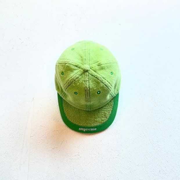 슈프림 테리 로고 캠프캡