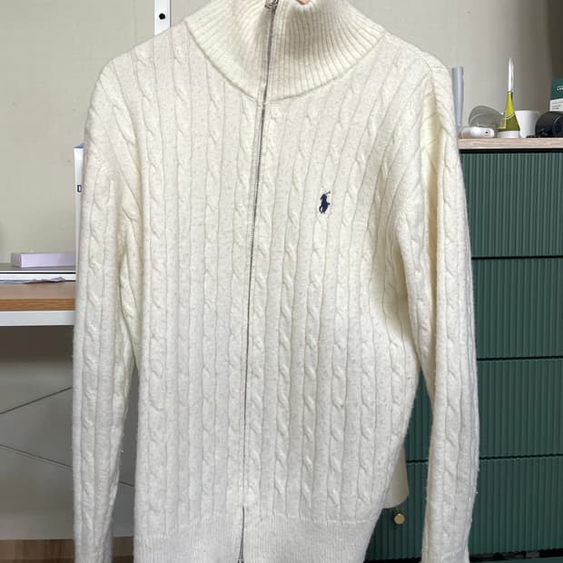 폴로 케이블니트집업