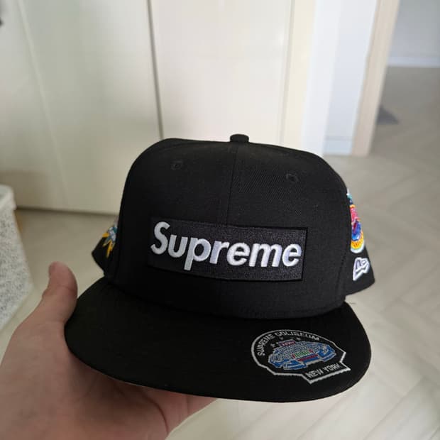 23FW 슈프림 뉴에라 Championships Box Logo