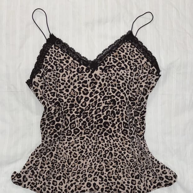 Leopard lace sleeveless