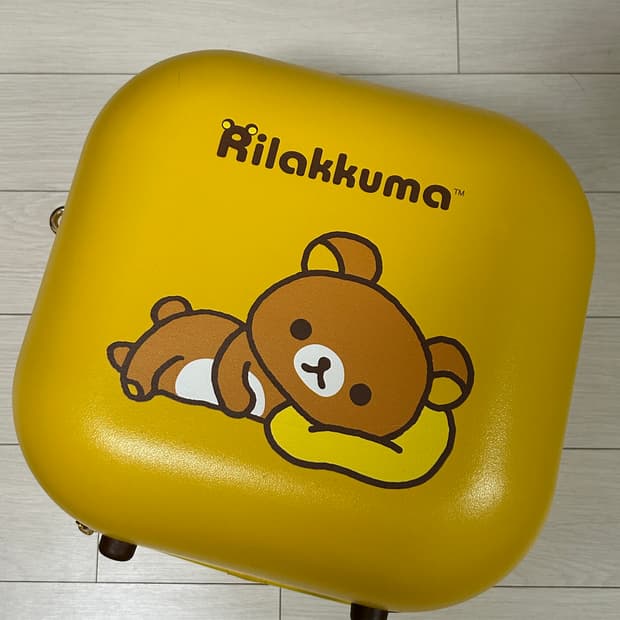 리락쿠마 캐리어