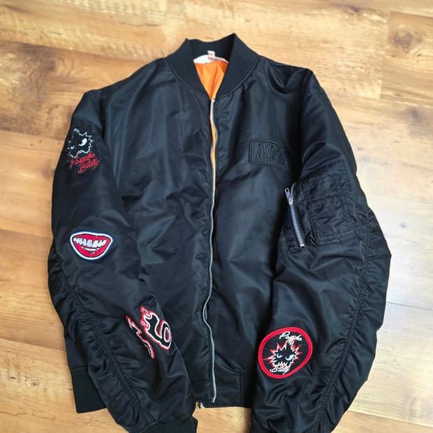 알렉산더맥퀸 ma1 스타일 