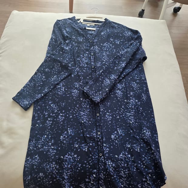 바네사브루노 아떼 롱블라우스/ 원피스