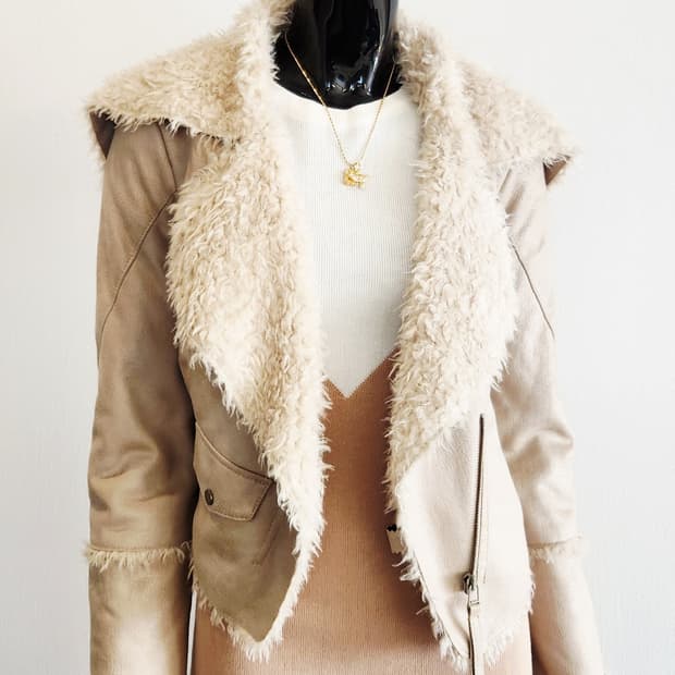 질스튜어트 숏자켓