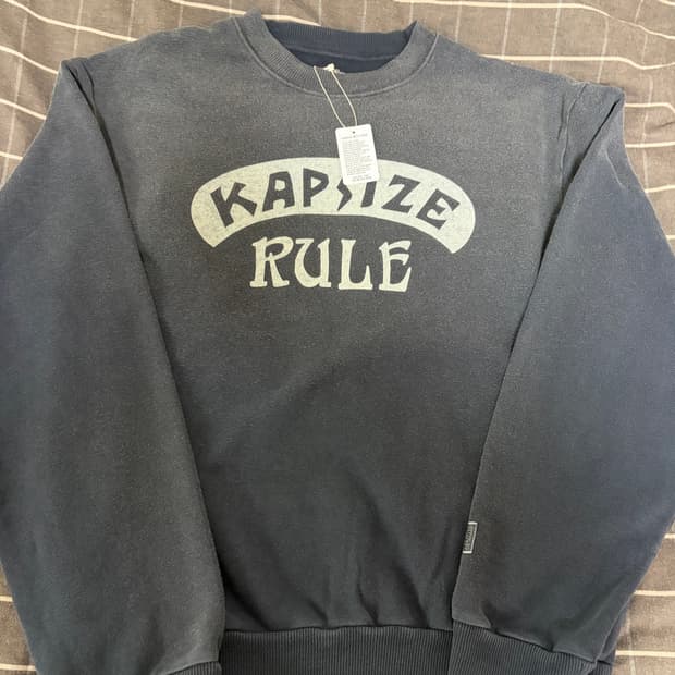 [4] 캐피탈 캡사이즈룰 pt 플리스 스웻 블랙