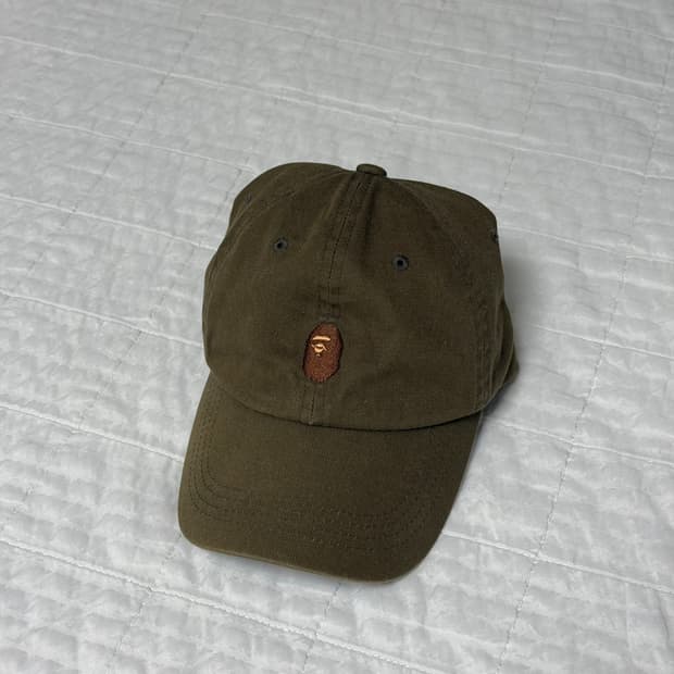 새상품급) 베이프 BAPE 볼캡 모자 카키